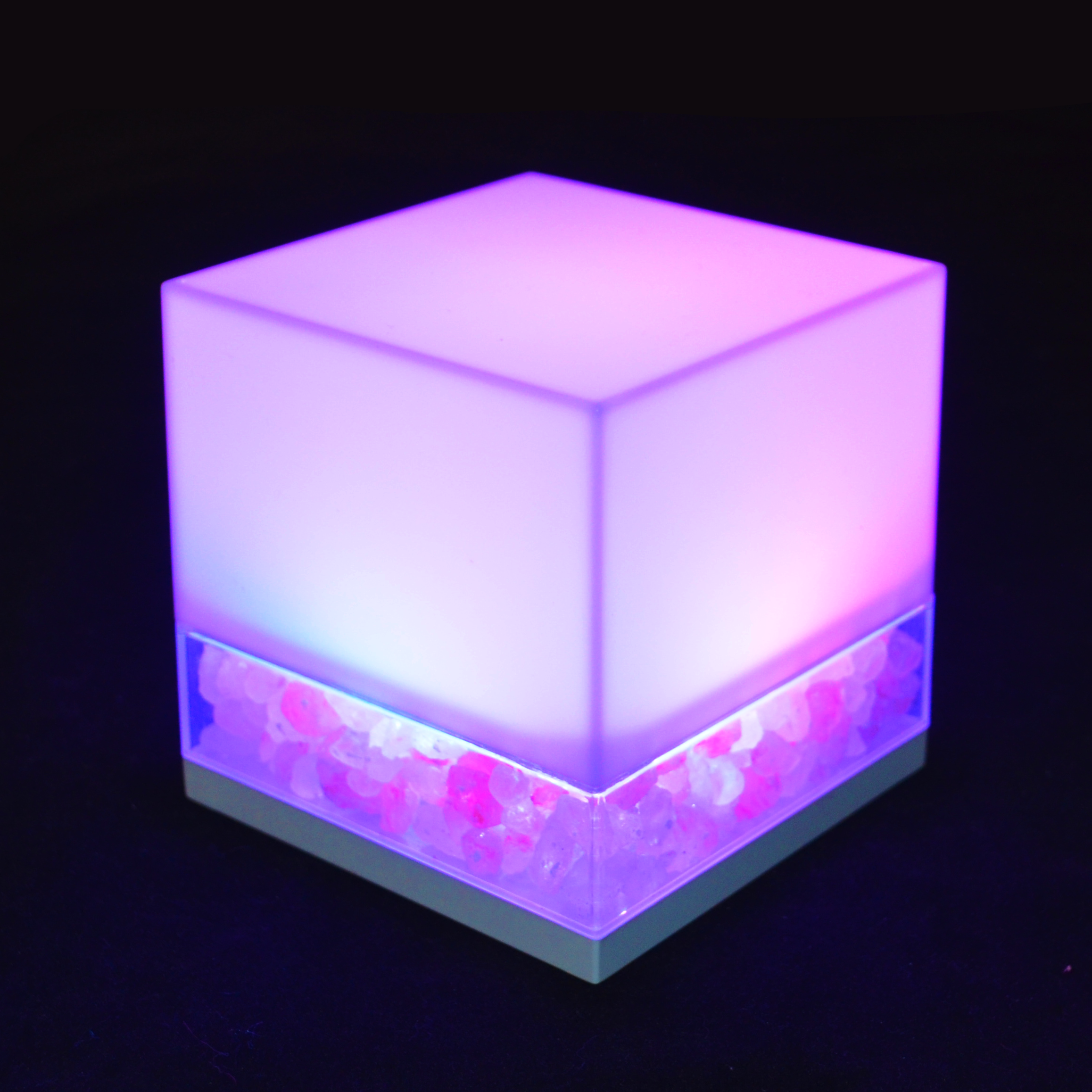 cube salt lamp cropped